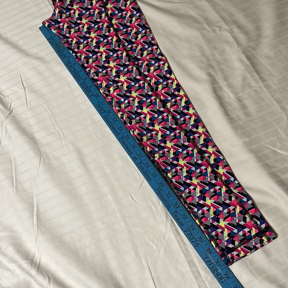 Victoria Sport Tight | Size Small - Picture 8 of 8